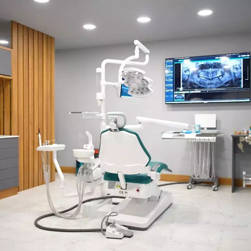 Slider image (4) Phinova Clinics - Dental Clinic Izmir